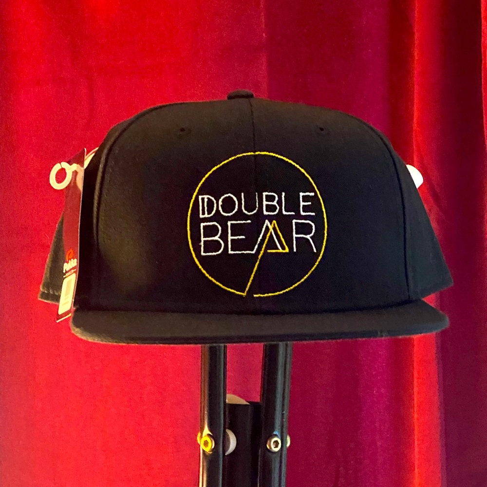 Men’s Double Bear Pukka hat.